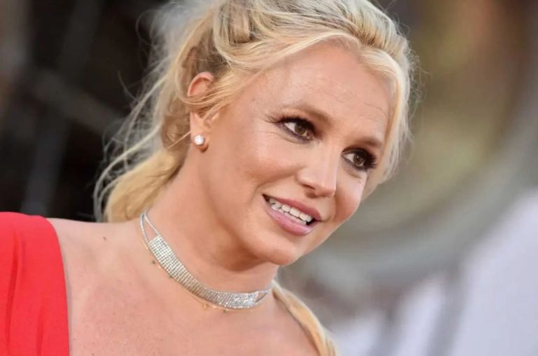 Incident la altitudine mare: Britney Spears a încălcat regulile de zbor și a fost oprită de autorități