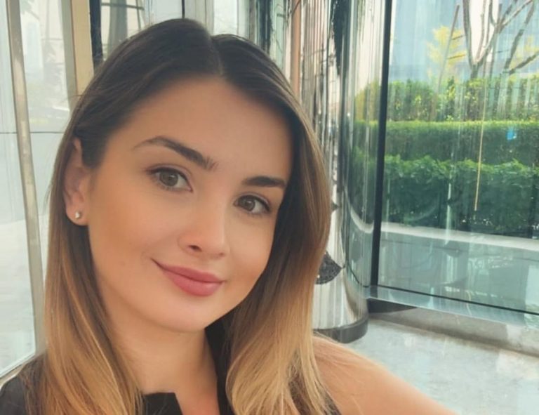 Irina Tănase, fosta iubită a lui Liviu Dragnea, și-a uimit audiența. Cum arată acum, după o lungă absență de pe rețelele sociale FOTO