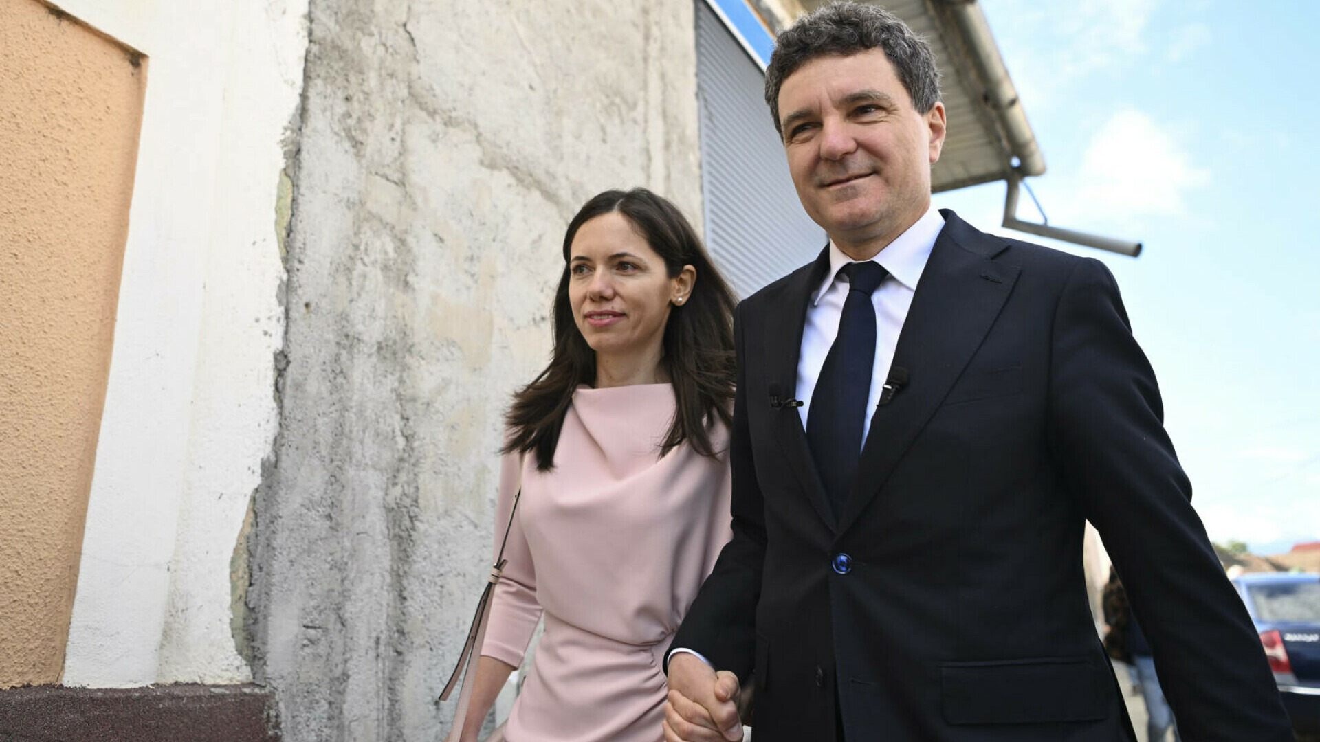 Nicușor Dan, emoționat la serbarea Aheei