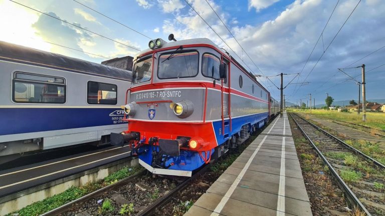 „Trenurile Soarelui” revin din 13 iunie! Cât plătești pentru o călătorie la mare