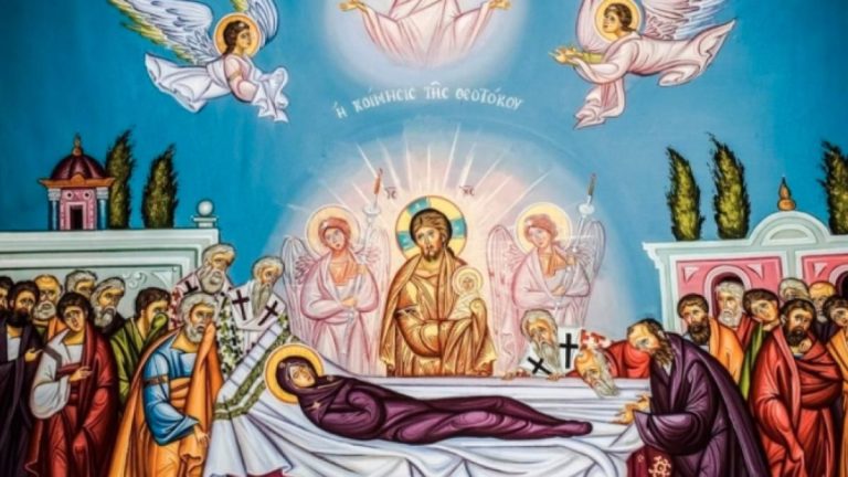 Se spune „La mulți ani” de Sfânta Maria? Ce recomandă Biserica pe 15 august