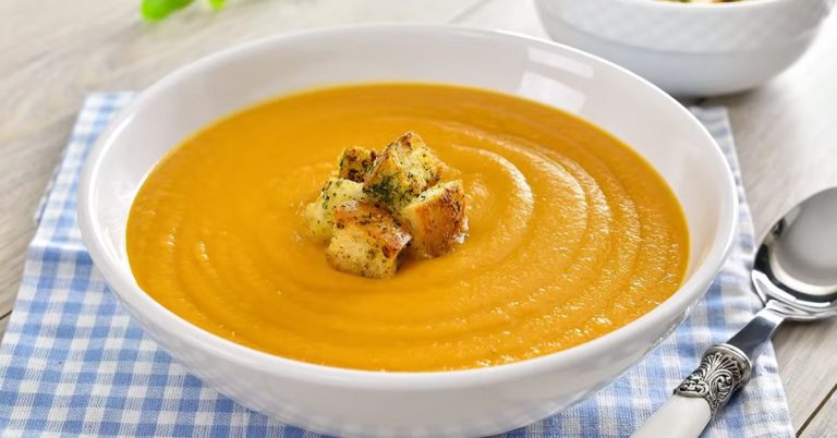 Cele mai gustoase 5 supe creme de legume. Rețete ideale pentru sezonul rece