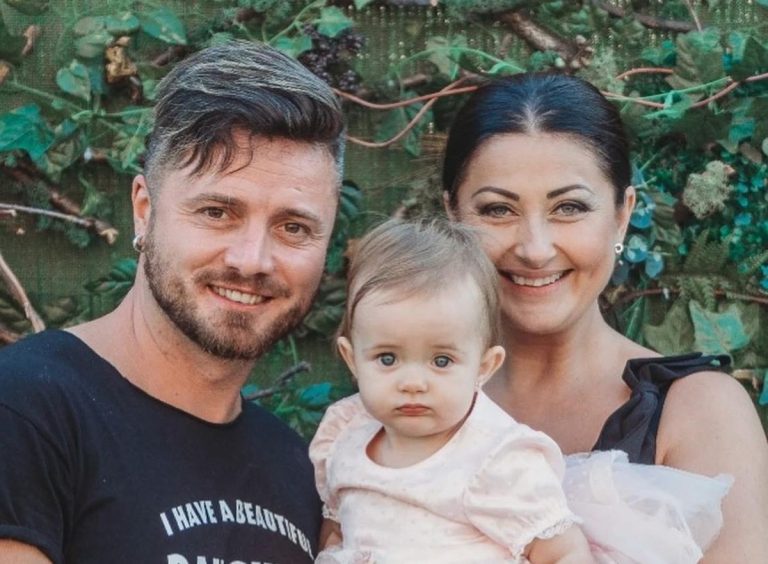 Victoria, fiica cea mare a Gabrielei Cristea, a împlinit 8 ani. Ce mesaj i-a transmis vedeta micuței: „Iris, tati și mami te iubesc din toată inima”